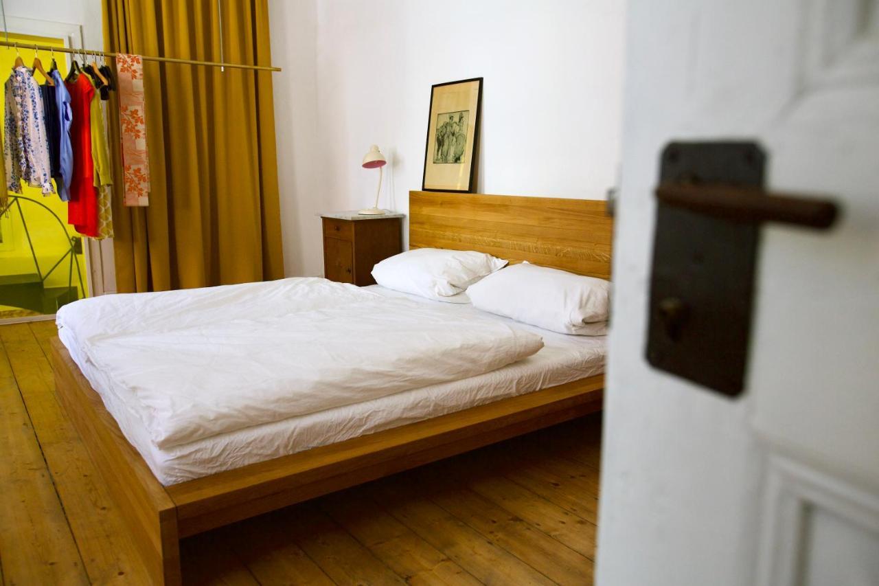 Boutique-Ferienwohnung Im Alten Weinhaus Moser Ґрюнштадт Екстер'єр фото
