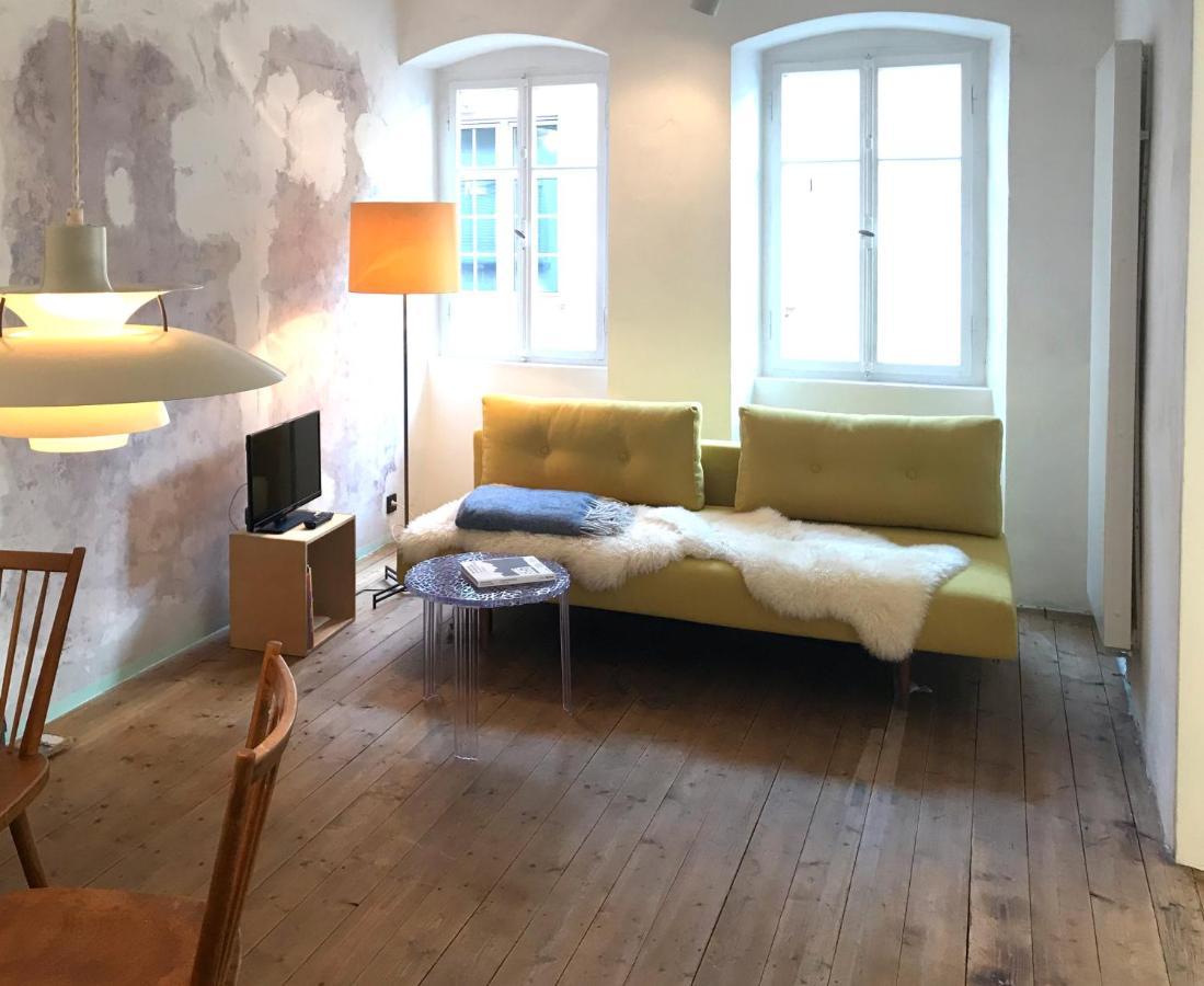 Boutique-Ferienwohnung Im Alten Weinhaus Moser Ґрюнштадт Екстер'єр фото