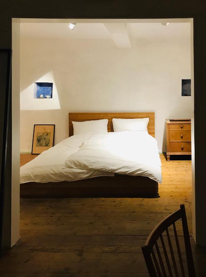 Boutique-Ferienwohnung Im Alten Weinhaus Moser Ґрюнштадт Екстер'єр фото
